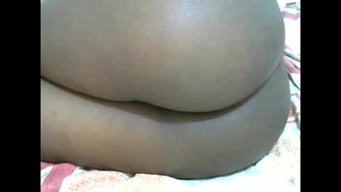 sweet_veebouset online show from March 26, 2026, 5:46 am