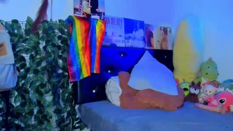 Steven independent model online show from January 19, 2025, 2:25 am