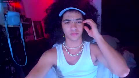 Steven independent model online show from February 28, 2025, 7:05 am