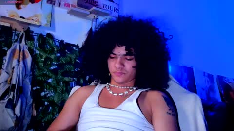 Steven independent model online show from March 6, 2025, 8:30 am