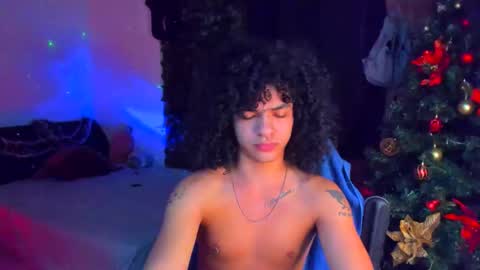 Steven independent model online show from December 18, 2025, 12:00 pm