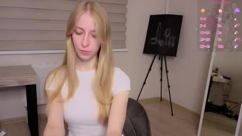 sweet_zz_gold online show from October 26, 2025, 7:20 pm