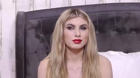 Anisia online show from September 27, 2025, 6:35 pm