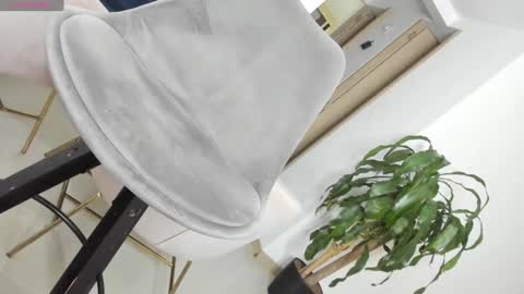 Camila online show from January 24, 2025, 11:02 pm