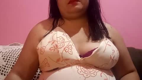 sweetapple808216 online show from December 25, 2024, 3:50 am