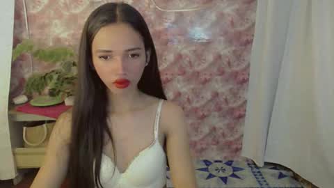 CHRISTINE online show from May 31, 2026, 5:48 am