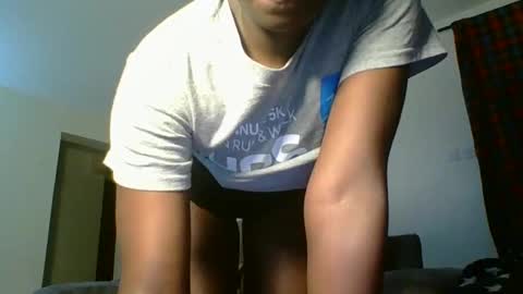 Snapshot of sweetass_02 chatting on February 14, 2025, 1:34 am bianca online show from February 14, 2025, 1:34 am