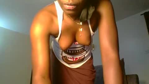 Snapshot of sweetass_02 chatting on February 26, 2025, 12:27 am bianca online show from February 26, 2025, 12:27 am