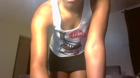 Snapshot of sweetass_02 chatting on March 9, 2025, 9:14 pm bianca online show from March 9, 2025, 9:14 pm