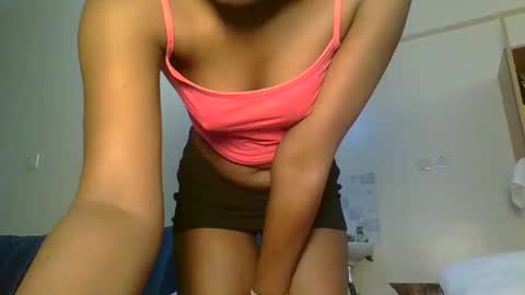 Snapshot of sweetass_02 chatting on November 25, 2025, 7:30 am bianca online show from November 25, 2025, 7:30 am