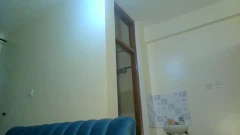 Snapshot of sweetass_02 chatting on November 29, 2025, 10:07 am bianca online show from November 29, 2025, 10:07 am