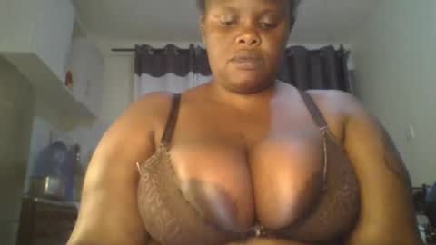 sweetbaby46 online show from October 1, 2025, 10:05 pm