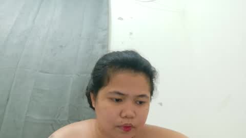 sweetbigtits_maria online show from April 18, 2026, 7:58 pm