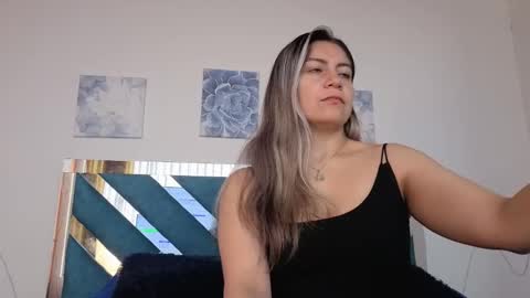 Cinthia online show from October 15, 2025, 12:38 pm