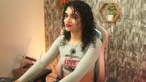 Snapshot of sweetbonii chatting on July 17, 2026, 8:03 pm Salom independent model online show from July 17, 2026, 8:03 pm