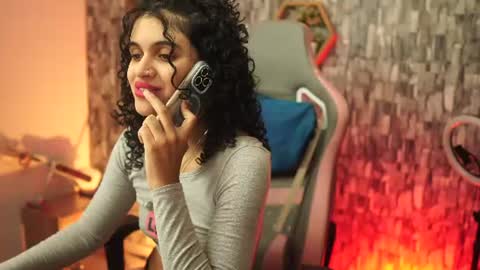 Snapshot of sweetbonii chatting on July 23, 2026, 4:10 am Salom independent model online show from July 23, 2026, 4:10 am