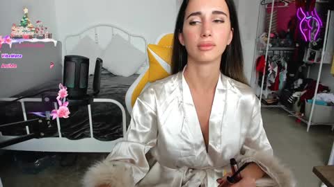 Anna online show from December 25, 2024, 5:05 pm