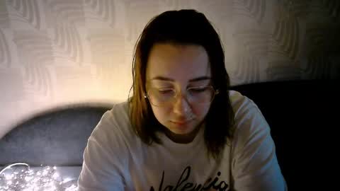 sweetchealy online show from May 15, 2026, 9:27 am