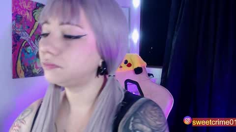       Independent model online show from October 29, 2025, 4:26 am