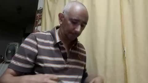 Snapshot of sweetcuervo chatting on December 8, 2024, 3:43 am sweetcuervo independent model online show from December 8, 2024, 3:43 am