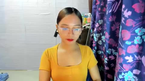Snapshot of sweetcummer27 chatting on March 12, 2025, 10:39 pm SOPHIA online show from March 12, 2025, 10:39 pm