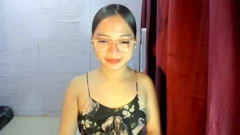 Snapshot of sweetcummer27 chatting on September 29, 2025, 11:53 pm SOPHIA online show from September 29, 2025, 11:53 pm