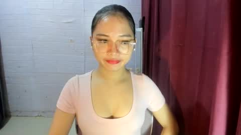 Snapshot of sweetcummer27 chatting on November 8, 2025, 1:06 am SOPHIA online show from November 8, 2025, 1:06 am