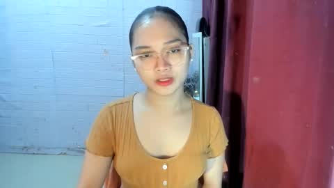 Snapshot of sweetcummer27 chatting on November 28, 2025, 6:32 pm SOPHIA online show from November 28, 2025, 6:32 pm