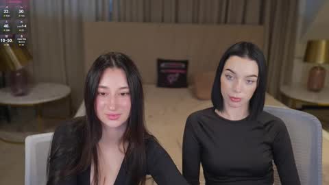 Snapshot of sweetdesiree_ chatting on November 25, 2025, 12:16 pm Amelia online show from November 25, 2025, 12:16 pm