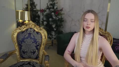 Snapshot of sweetdesiree_ chatting on December 18, 2025, 11:38 am Amelia online show from December 18, 2025, 11:38 am