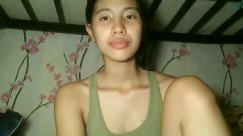 sweetdimple69 online show from September 10, 2025, 8:25 am