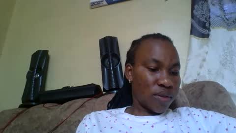 sweetdiva2012 online show from February 12, 2026, 6:52 am