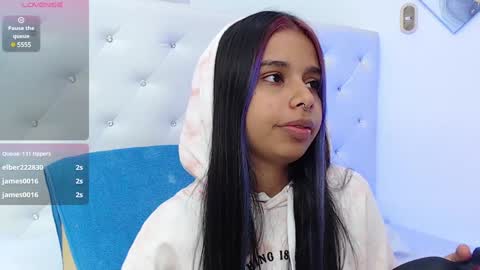 Snapshot of sweetebony_20 chatting on December 24, 2024, 10:44 am Gabriela online show from December 24, 2024, 10:44 am