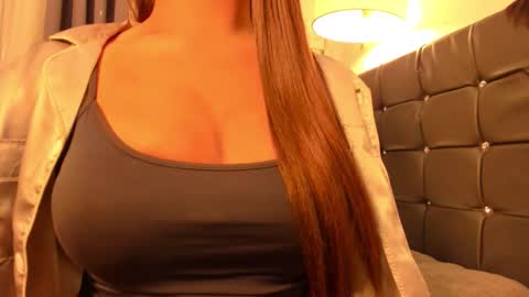 sweetest_one4 online show from February 26, 2026, 6:12 am