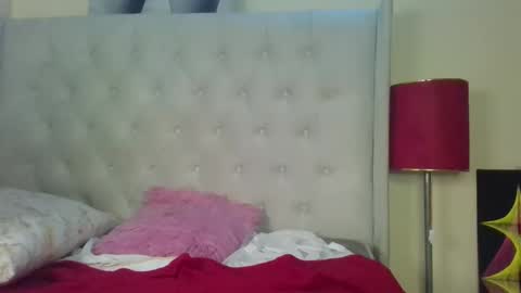 SweetestSexyEbony online show from December 11, 2024, 12:54 am