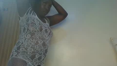 SweetestSexyEbony online show from December 30, 2024, 4:51 pm