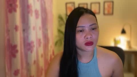 Snapshot of sweetestsmile_ chatting on February 2, 2026, 4:00 am Khaye online show from February 2, 2026, 4:00 am