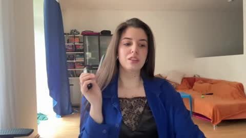 Snapshot of sweetfenomen67 chatting on May 9, 2026, 8:52 am Joanna online show from May 9, 2026, 8:52 am
