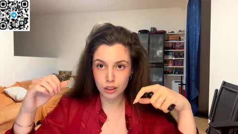 Snapshot of sweetfenomen67 chatting on May 27, 2026, 7:44 pm Joanna online show from May 27, 2026, 7:44 pm