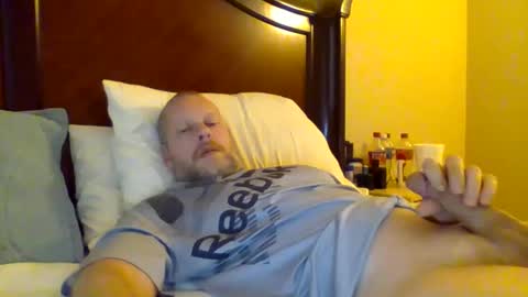 sweetg233 online show from February 3, 2025, 5:24 pm