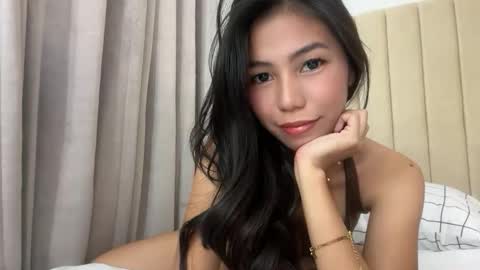 Ella online show from November 29, 2025, 6:27 am