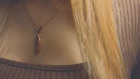 Snapshot of sweetgirldarling chatting on June 14, 2026, 6:54 pm sweetgirldarling online show from June 14, 2026, 6:54 pm