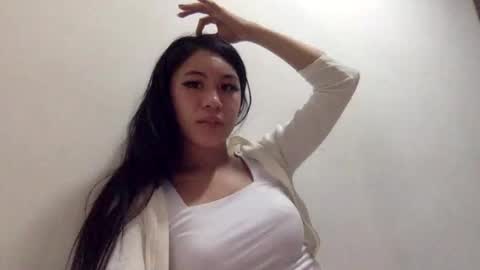 sweetgirllucy24xx online show from February 26, 2026, 7:24 pm