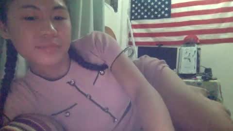 Snapshot of sweetgirllucy24xx chatting on June 15, 2026, 7:10 am sweetgirllucy24xx online show from June 15, 2026, 7:10 am
