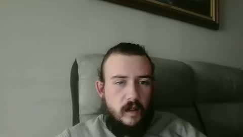 sweetguyss12 online show from November 17, 2025, 12:44 pm