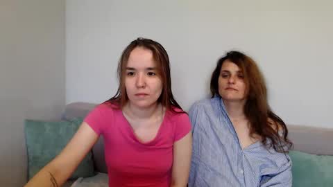 Alina and Mia online show from June 7, 2026, 8:29 am