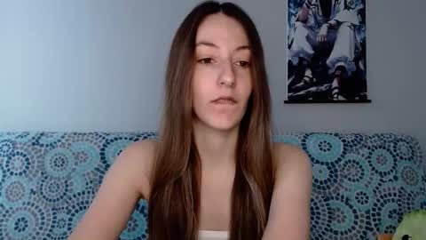 Emma  online show from September 22, 2025, 7:43 am