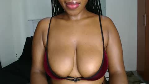 Snapshot of sweetice_01 chatting on April 17, 2026, 4:59 am euny online show from April 17, 2026, 4:59 am