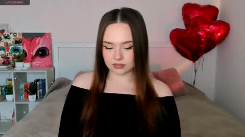 Hannah online show from June 11, 2026, 2:37 pm