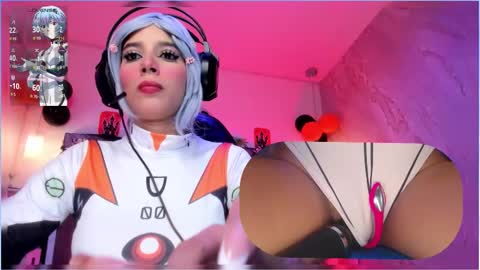 sweetie_cloe online show from November 3, 2025, 9:27 pm